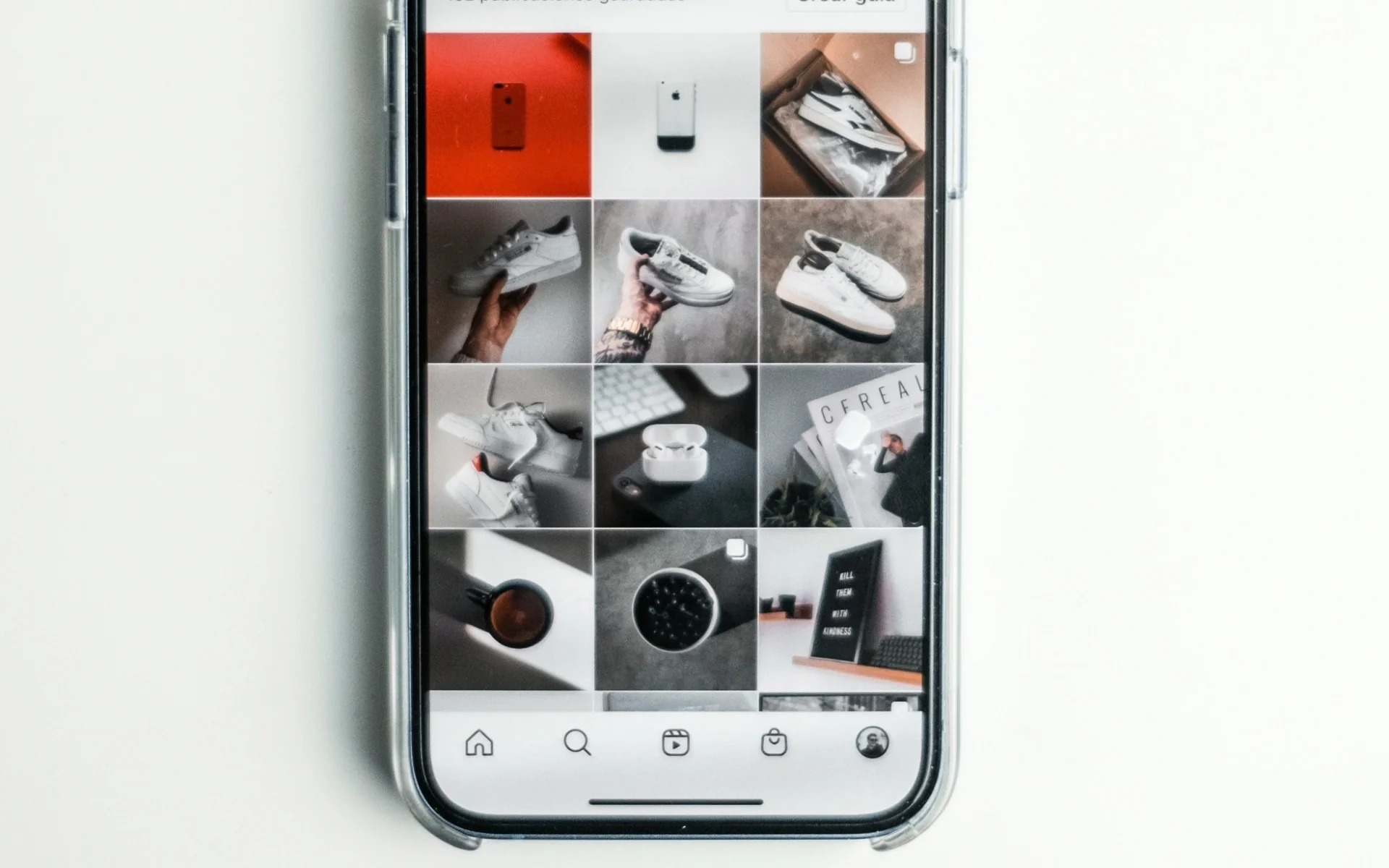 The New Frontier of Product Discovery: Social Media's Ascendancy Over Traditional Retail